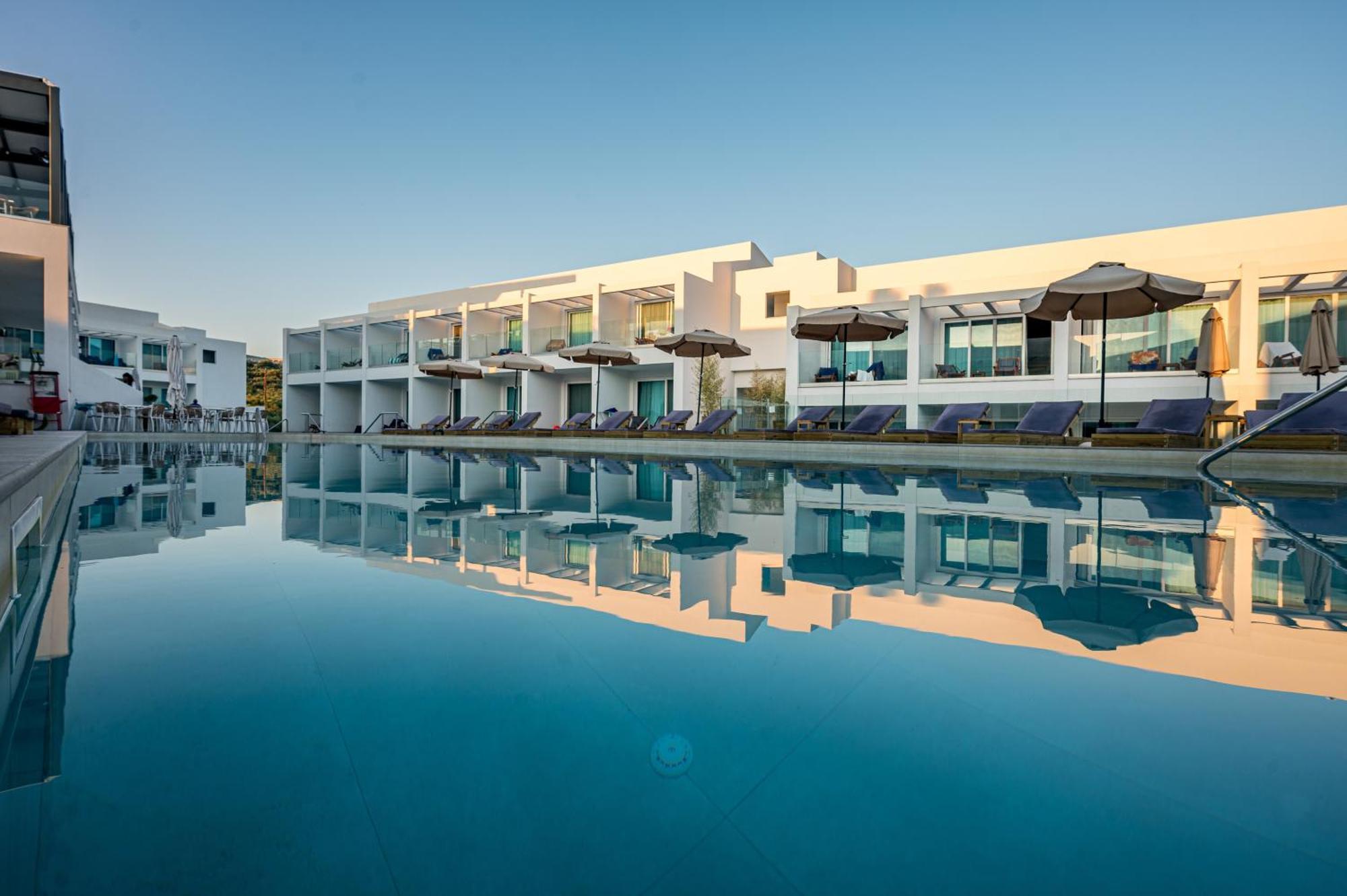 Mirage Bleu Hotel 트라가키온 외부 사진