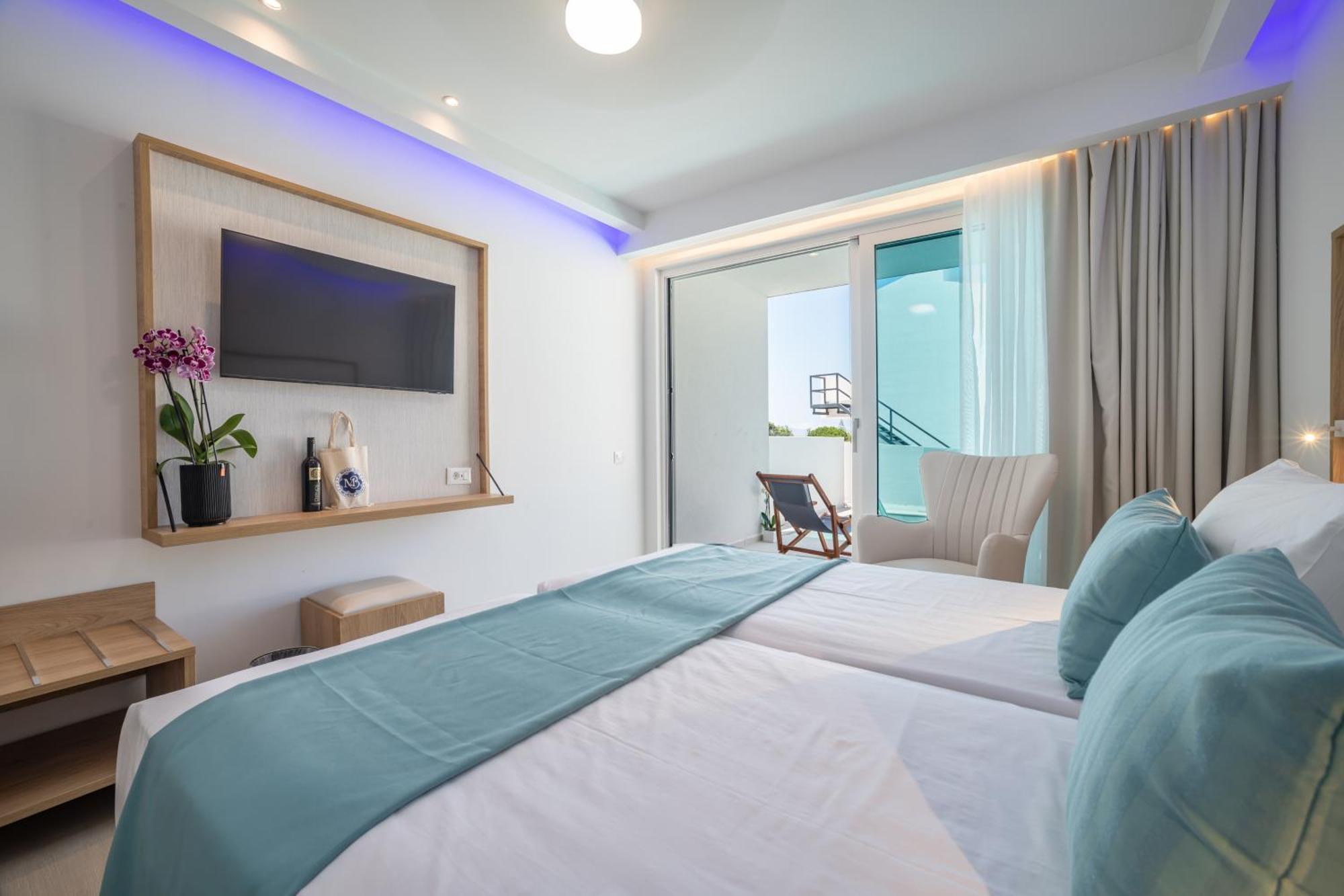 Mirage Bleu Hotel 트라가키온 외부 사진